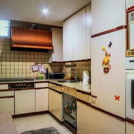 Beautiful Detached Luxury Villa Dağ evi *