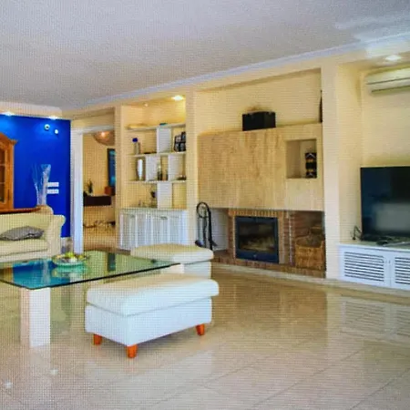 Dağ evi Beautiful Detached Luxury Villa Benidorm